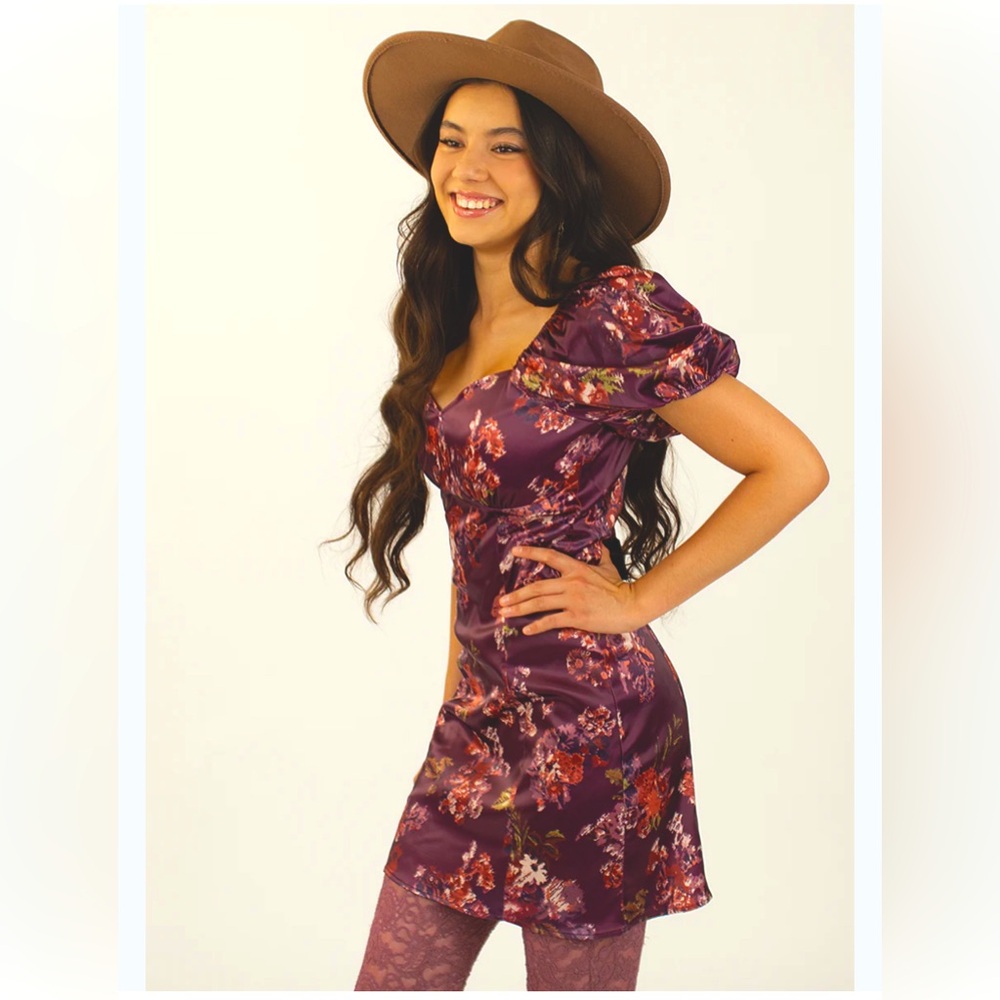 NWT MIA JOY JOYFOLIE KYRA FLORAL MINI DRESS SIZE LARGE